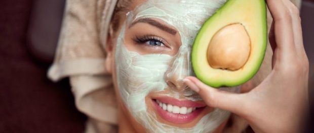 Como hacer mascarilla de aguacate para el rostro